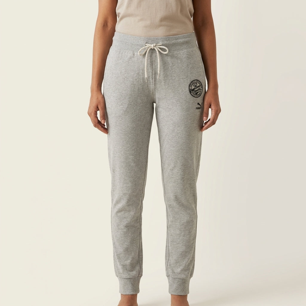 PUMA VARSITY SWEAT PANTS LIGHT in GRAY