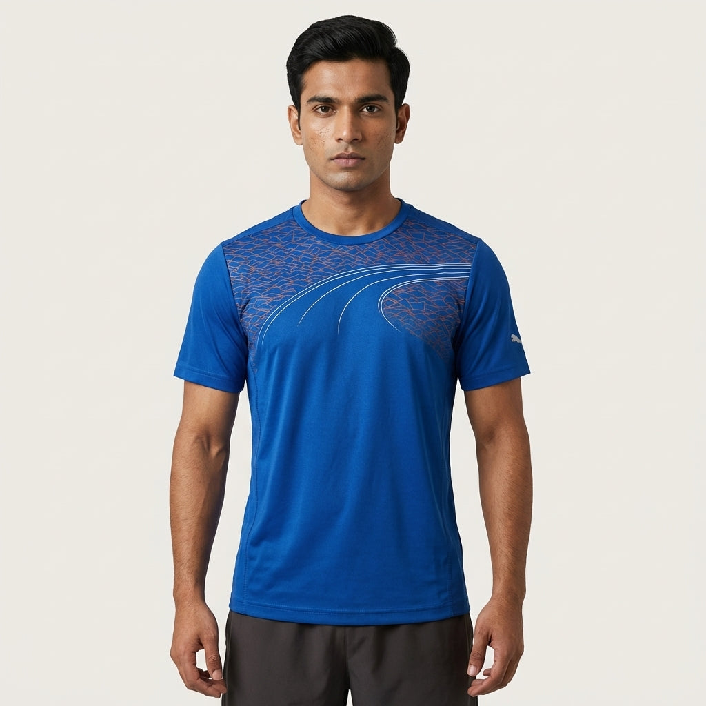 PUMA ACTIVE FORMSTRIPE TEE SODALITE in Standard