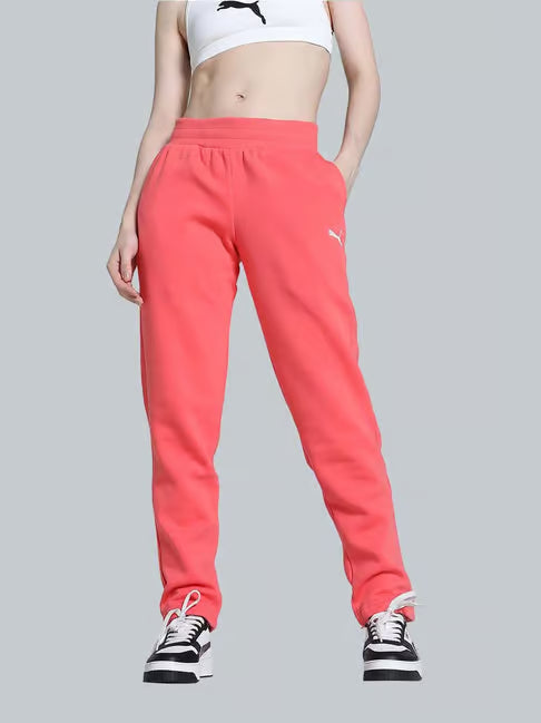 PUMA ESS SWEAT PANTS FL CL W CAYENN in Standard
