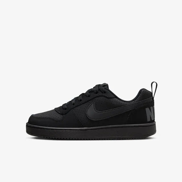 NIKE COURT BOROUGH LOW (GS) in BLACK/BLACK-BLACK