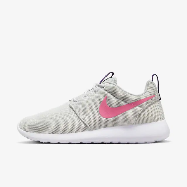W NIKE ROSHE ONE in PURE PLATINUM/LASER PINK-COURT PURPLE