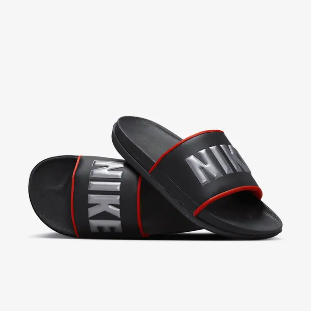 NIKE OFFCOURT SLIDE in DK SMOKE GREY/MTLC DARK GREY-PICANTE RED
