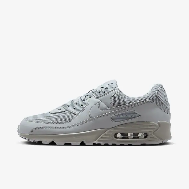 NIKE AIR MAX 90 in WOLF GREY/WOLF GREY-WOLF GREY-BLACK