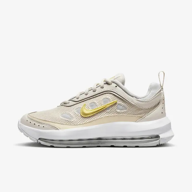 WMNS NIKE AIR MAX AP in LT OREWOOD BRN/BUFF GOLD-LIGHT SILVER