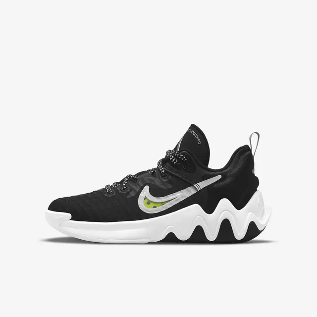 NIKE GIANNIS IMMORTALITY (GS) in BLACK/CLEAR-WHITE-WOLF GREY