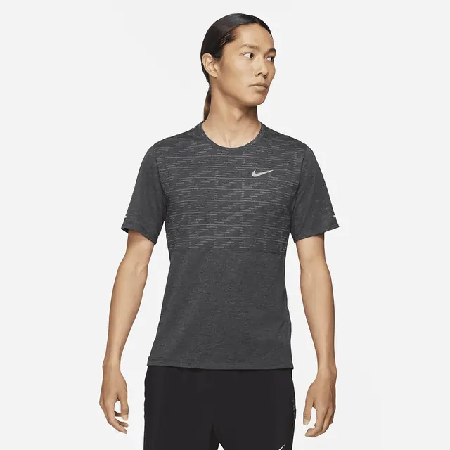 NIKE AS M NK DF RUN DVN BRNOT MILER in BLACK HEATHER/RE