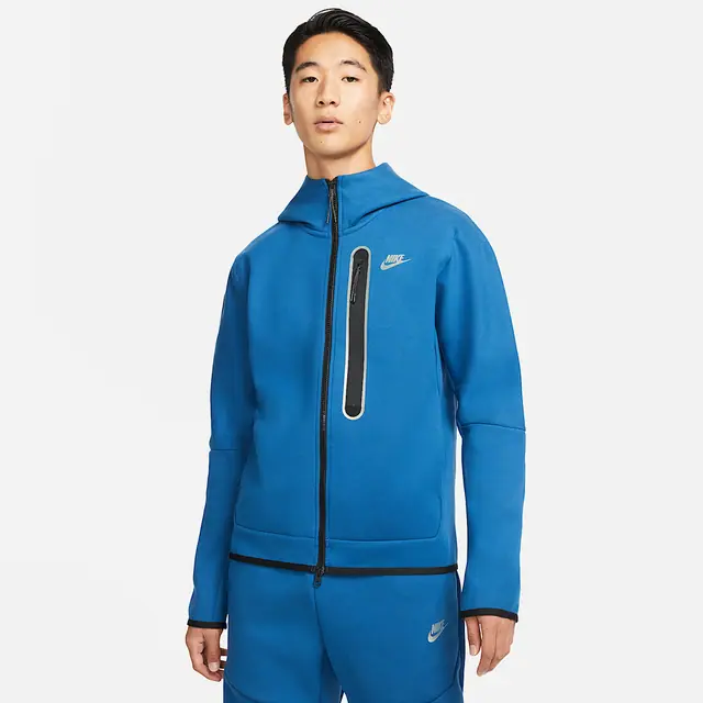 NIKE AS M NSW TCH FLC BRSHD FZ HOOD in COURT BLUE