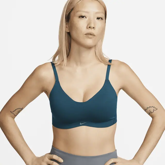 NIKE AS W NK ALATE MINIMALIST BRA in VALERIAN BLUE/BLACKENED BLUE