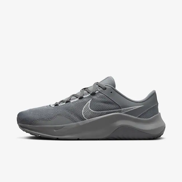 M NIKE LEGEND ESSENTIAL 3 NN in SMOKE GREY/LT SMOKE GREY-MONARCH