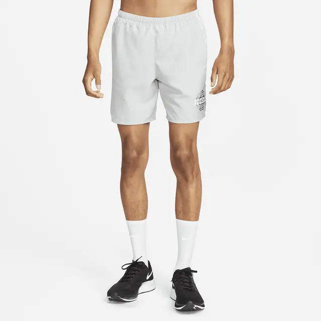 NIKE AS M NK DF WR CHLLNGR SHRT PR in LT SMOKE GREY/PHOTON DUST