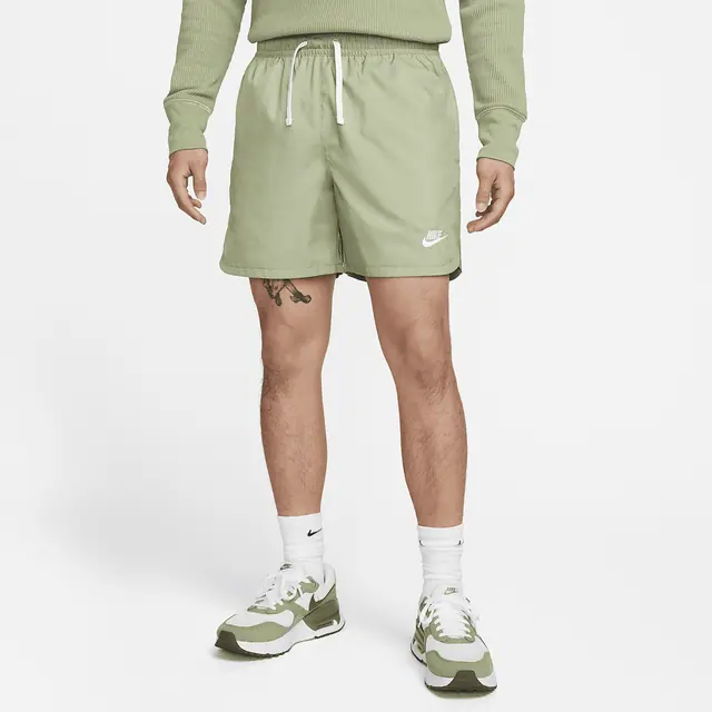 NIKE AS MNK CLUB WVN LND FLOW SHORT in OIL GREEN/WHITE