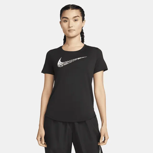 NIKE AS W NK SWOOSH RUN SS TOP in BLACK/WHITE