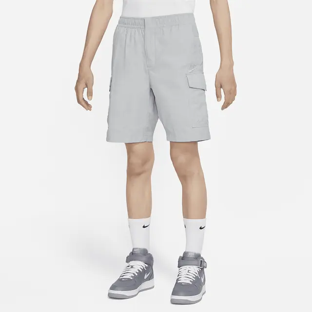 NIKE AS M NSW SPE WV UL UTLTY SHRT in LT SMOKE GREY/LT SMOKE GREY