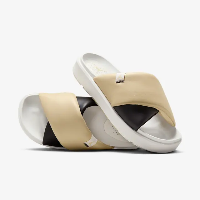 NIKE WMNS JORDAN SOPHIA SLIDE in SHADOW BROWN/TEAM GOLD-SAIL