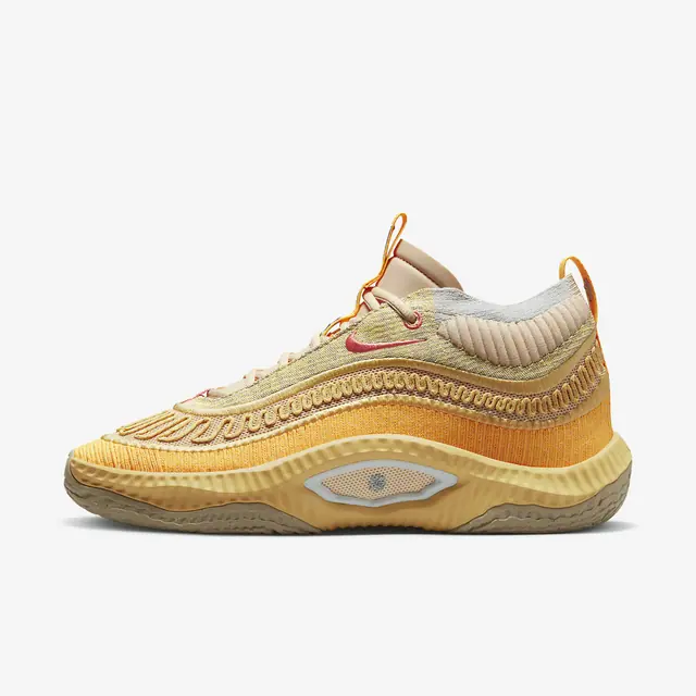 NIKE COSMIC UNITY 3 in PALE VANILLA/SEA CORAL-TOPAZ GOLD