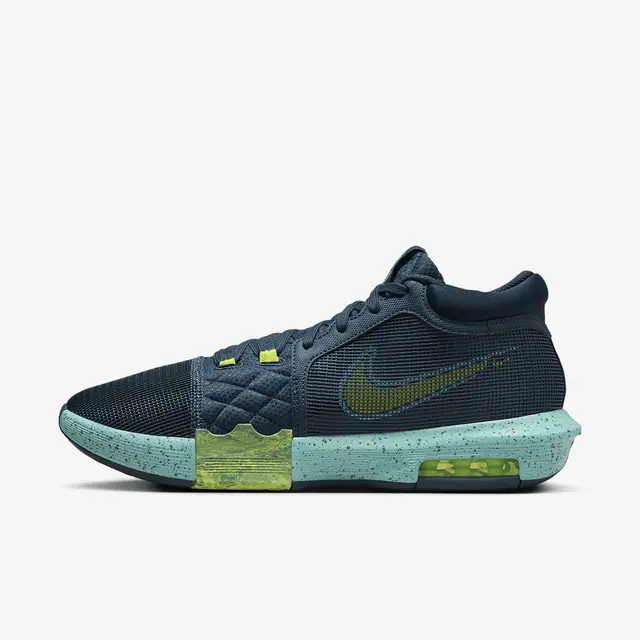 NIKE LEBRON WITNESS VIII EP in ARMORY NAVY/CYBER-GREEN FROST-BICOASTAL