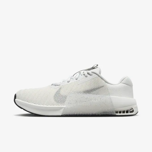 W NIKE METCON 9 PRM in SUMMIT WHITE/METALLIC SILVER-SAIL-BLACK