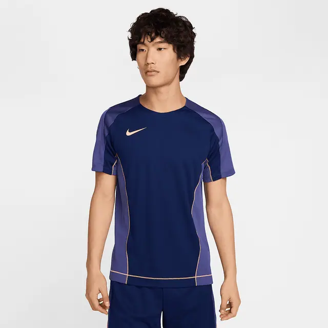 NIKE AS M NK DF STRK+ TOP SS in BLUE VOID/DK PURPLE DUST/ORANGE PULSE