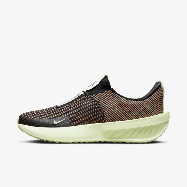 W NIKE INTERACT RUN EASYON SE in BLACK/WHITE-BARELY VOLT-MULTI-COLOR