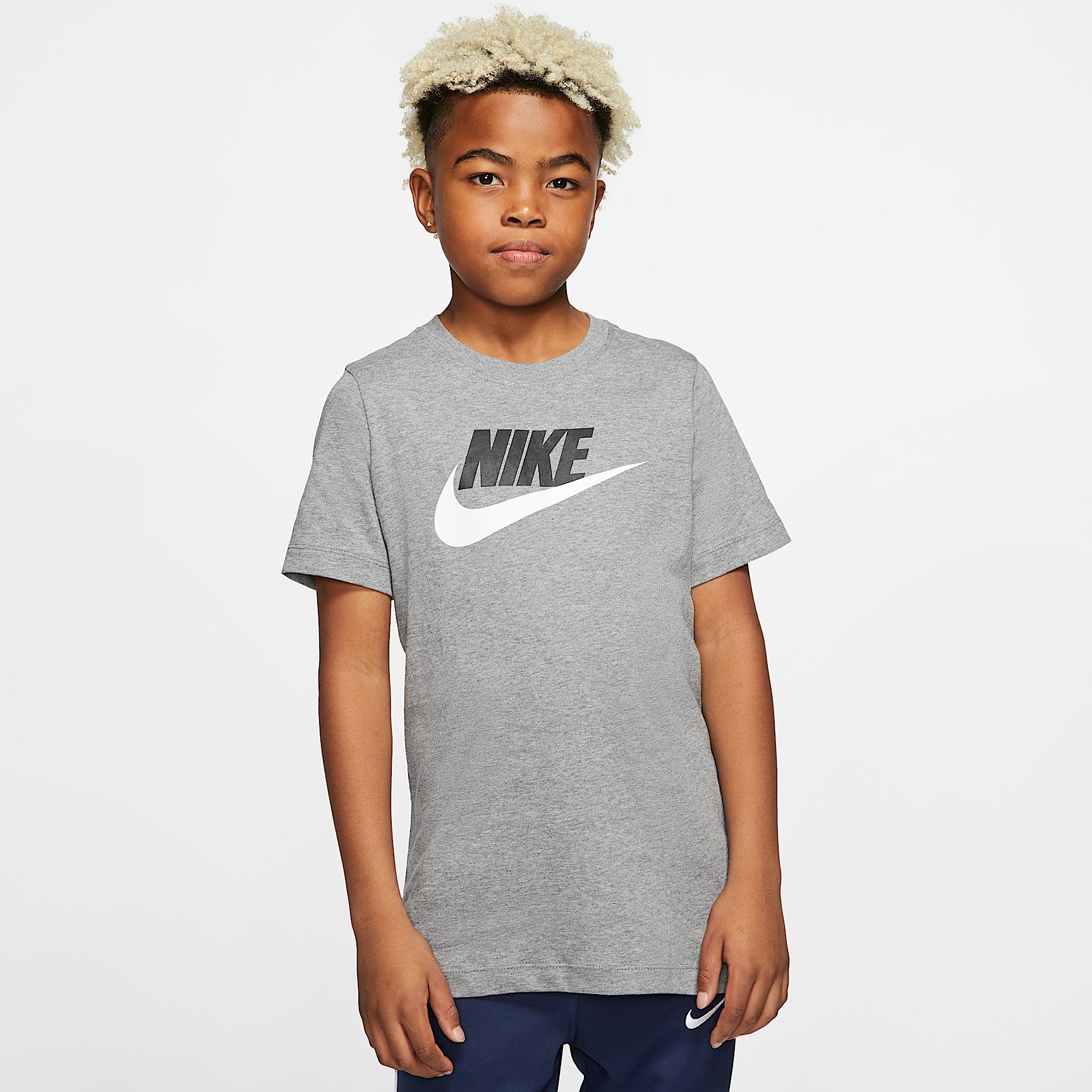 NIKE K NSW TEE FUTURA ICON TD in CARBON HEATHER/BLACK/WHITE