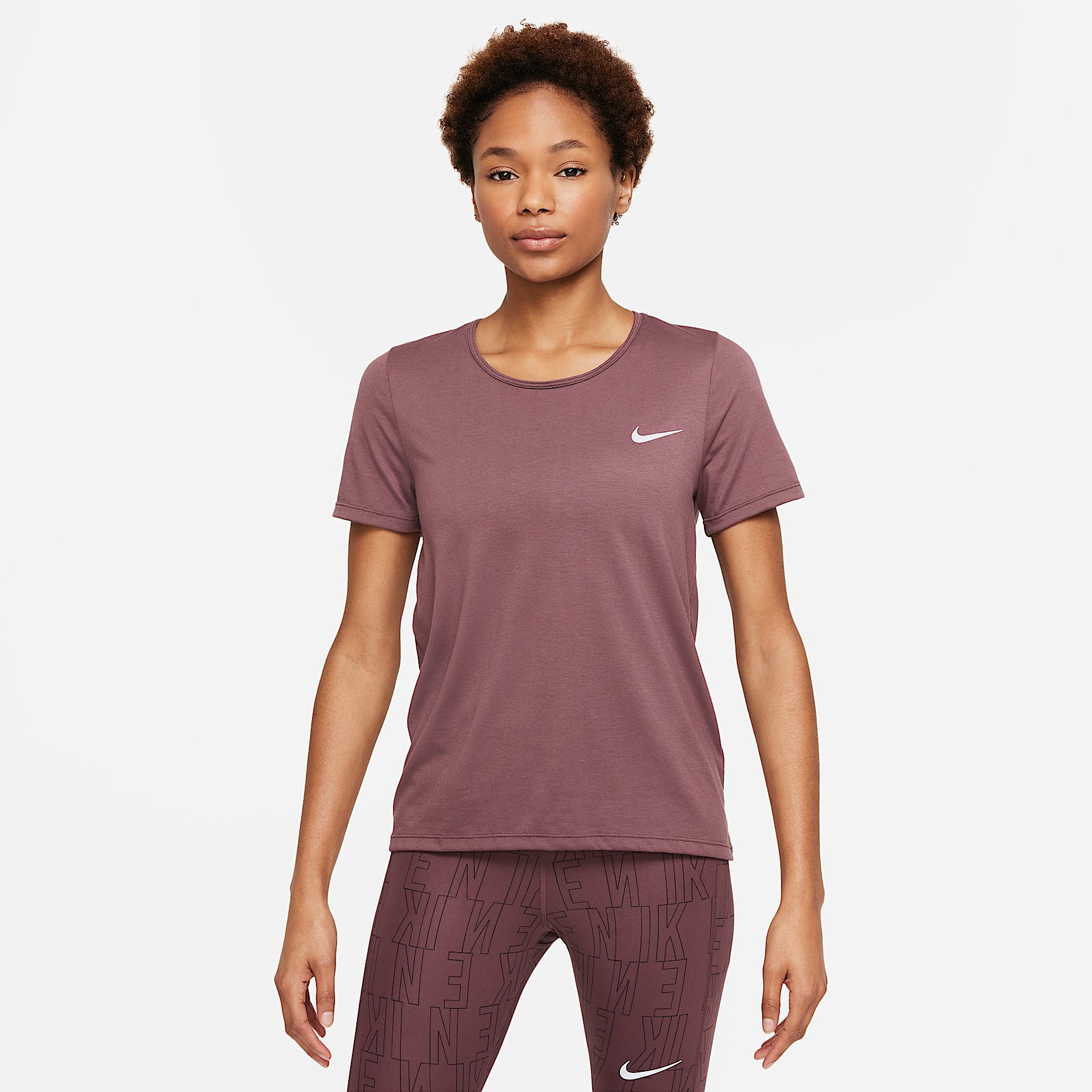 NIKE AS W NK DF RUN DVN TOP SS in DARK WINE/BLACK/