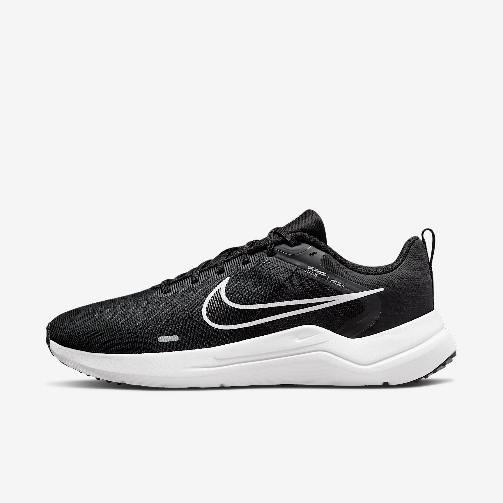 NIKE DOWNSHIFTER 12 in BLACK WHITE-DK SMOKE GREY-PURE PLATINUM