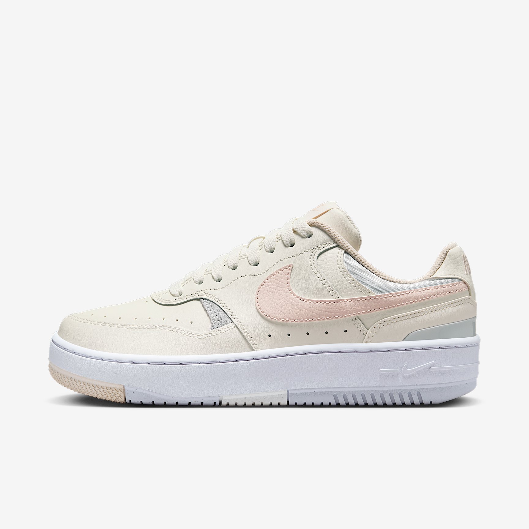 WMNS NIKE GAMMA FORCE in SAIL GUAVA ICE-FOOTBALL GREY-WHITE