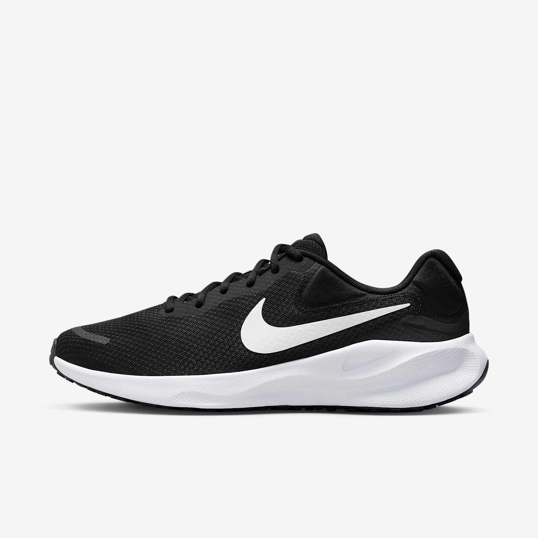 NIKE REVOLUTION 7 in BLACK WHITE