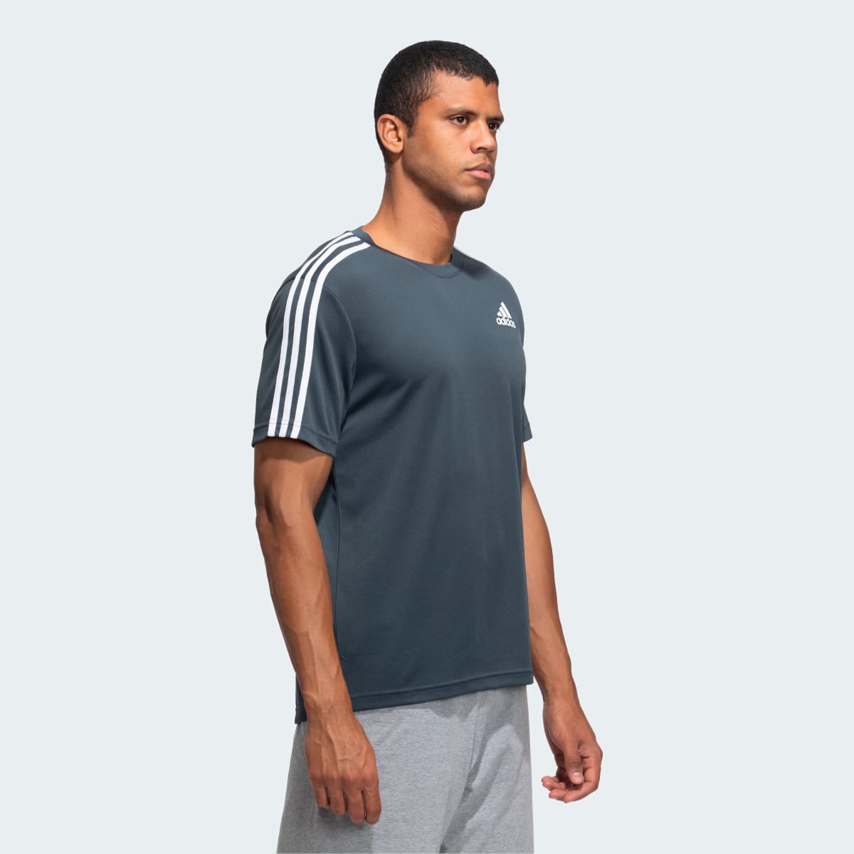 ADIDAS SOLID / PLAIN T-SHIRT in GREY