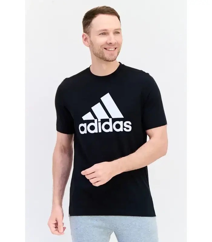 ADIDAS LOGO PRINT T-SHIRT in BLACK