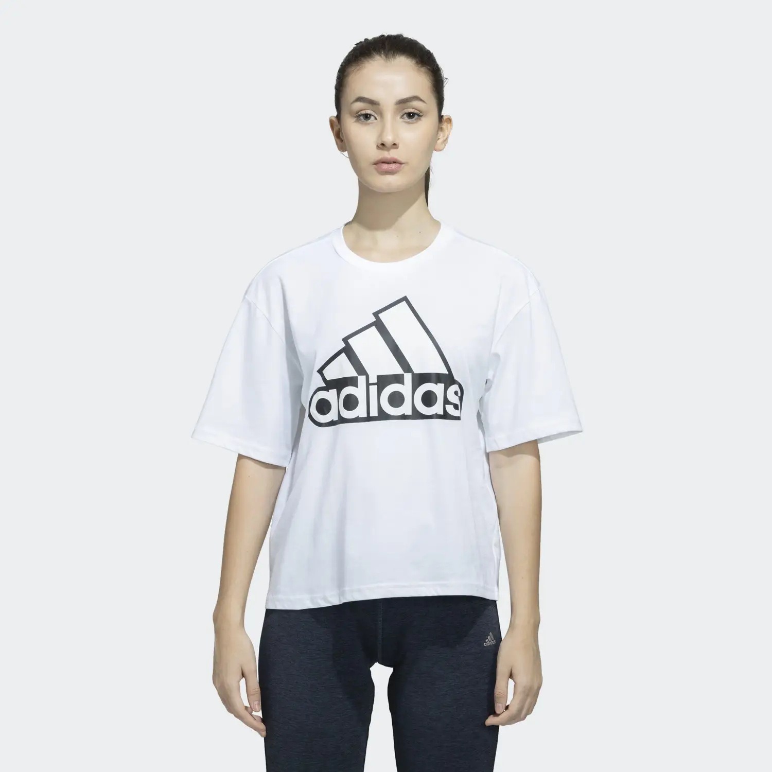 ADIDAS T SHIRT HS8764 in Standard