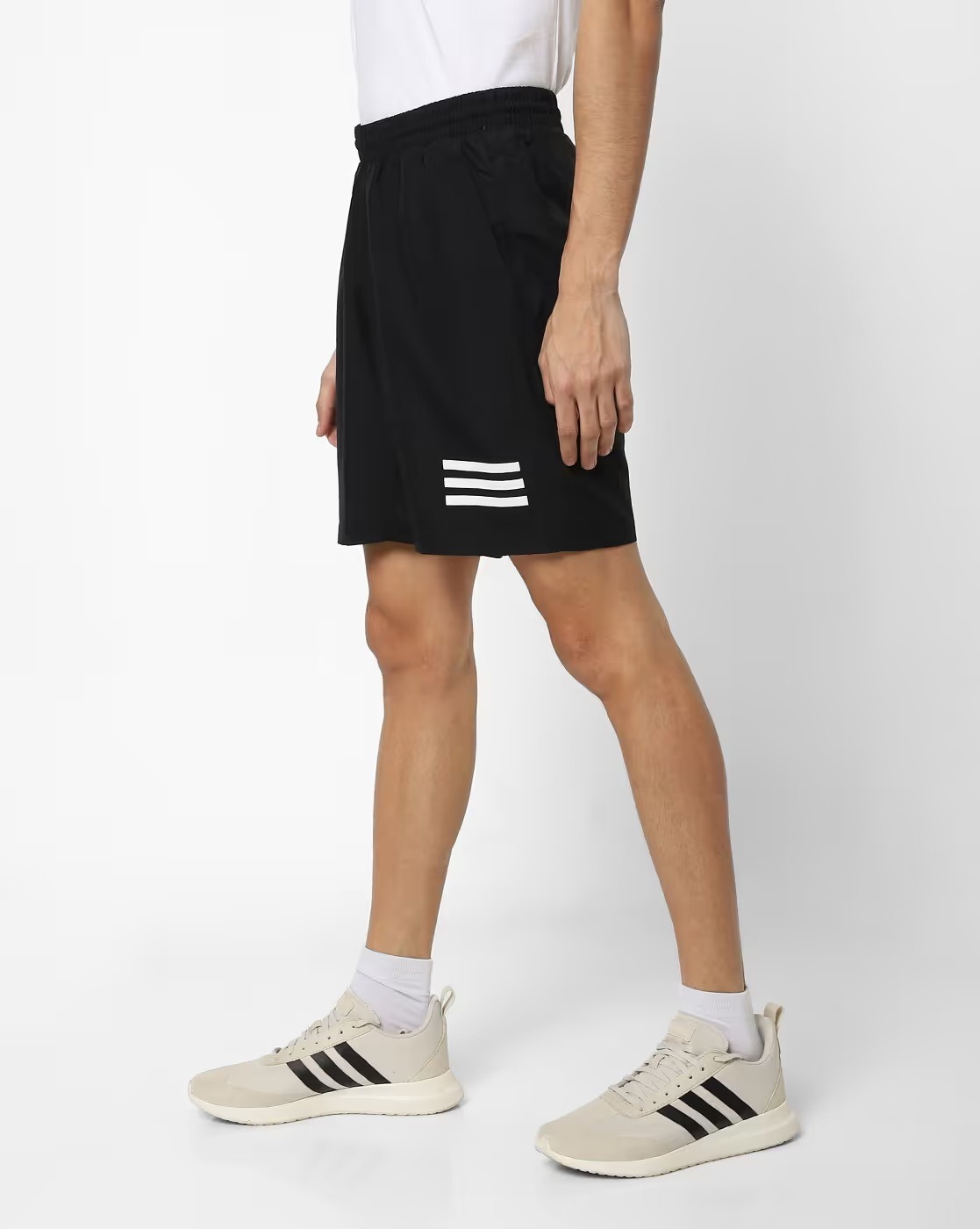 ADIDAS LOGO PRINT SHORTS in Standard