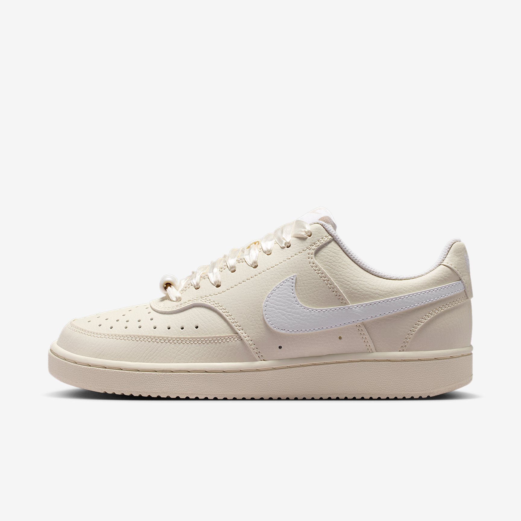 W NIKE COURT VISION LO LE in WHITECHALK